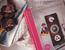 Omas Weihnachtsbäckerei Rezension