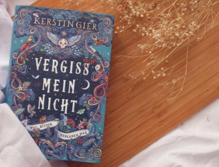 Rezension von Vergissmeinnicht von Kerstin Gier.